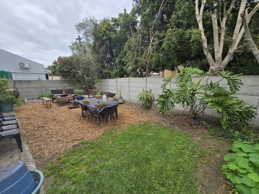 To Let 2 Bedroom Property for Rent in Vredekloof Western Cape